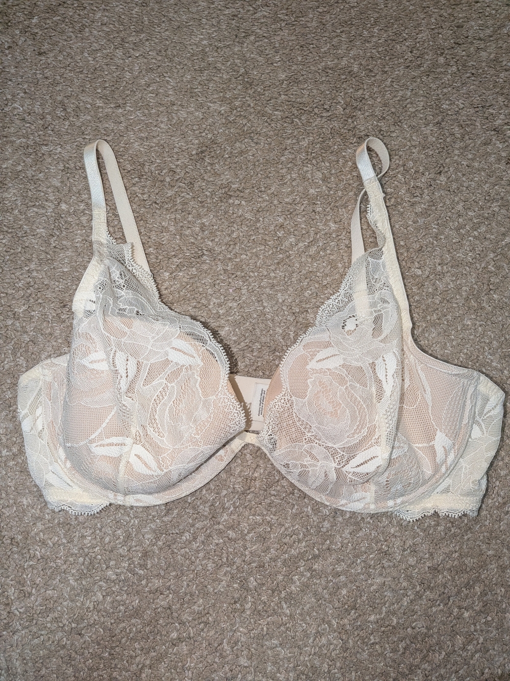 Calvin Klein Lace Underwire Bra in Ivory - Women Intimates & Sleepwear